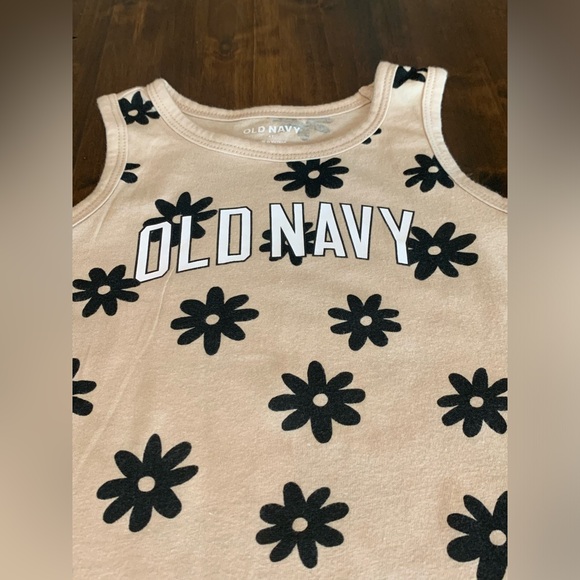 ⚓️Old Navy Toddler Tank Size 4T 🖤 - Picture 2 of 8